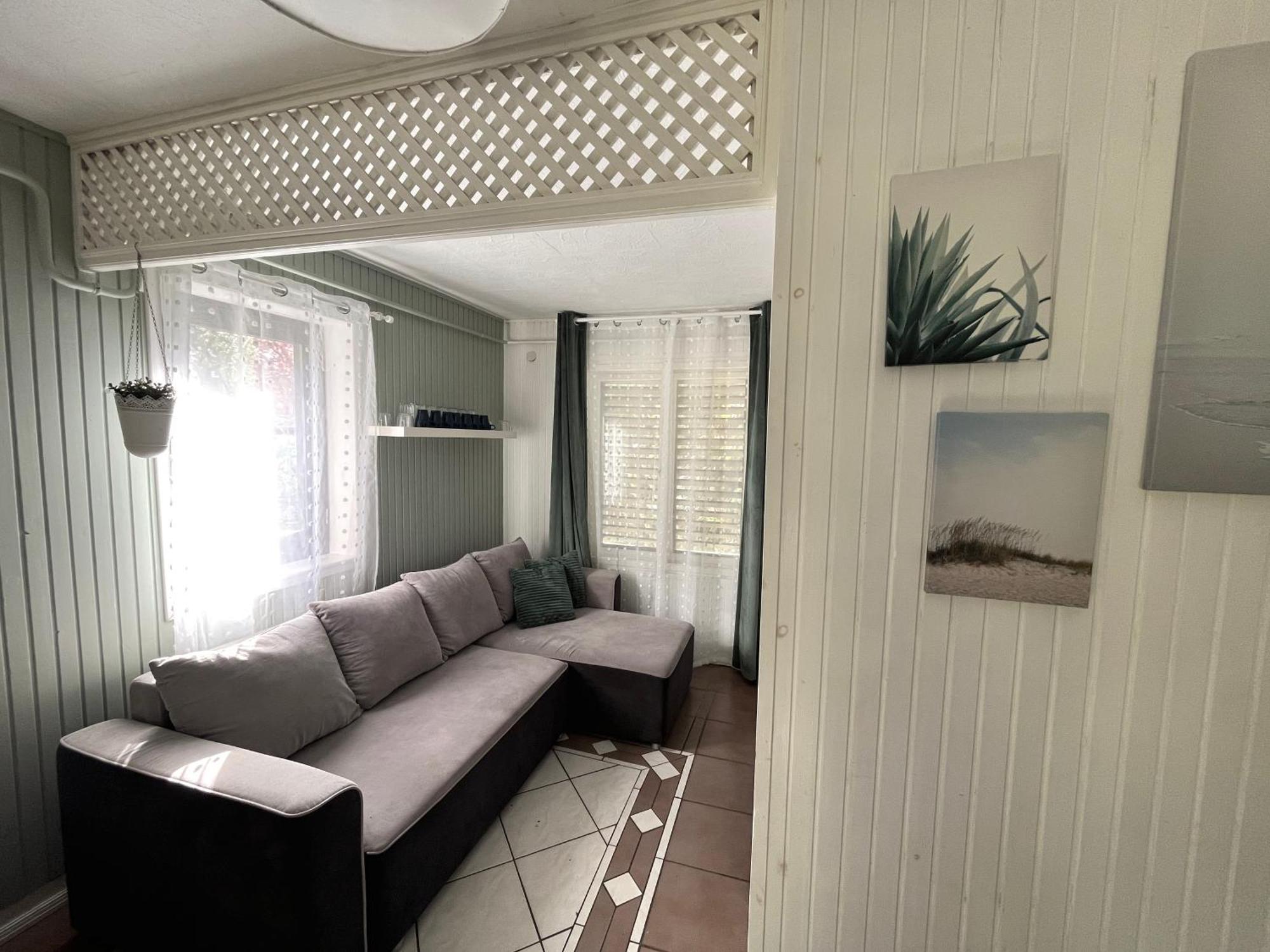 Aranypart Vendégház - Tiszakécske Extérieur photo