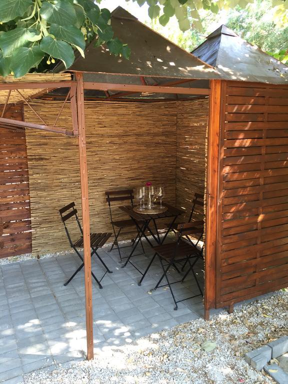 Aranypart Vendégház - Tiszakécske Extérieur photo